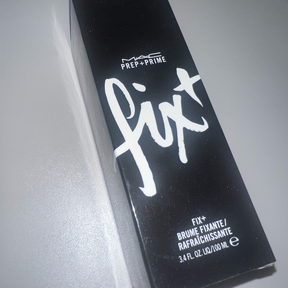 Mac setting spray BRAND NEW